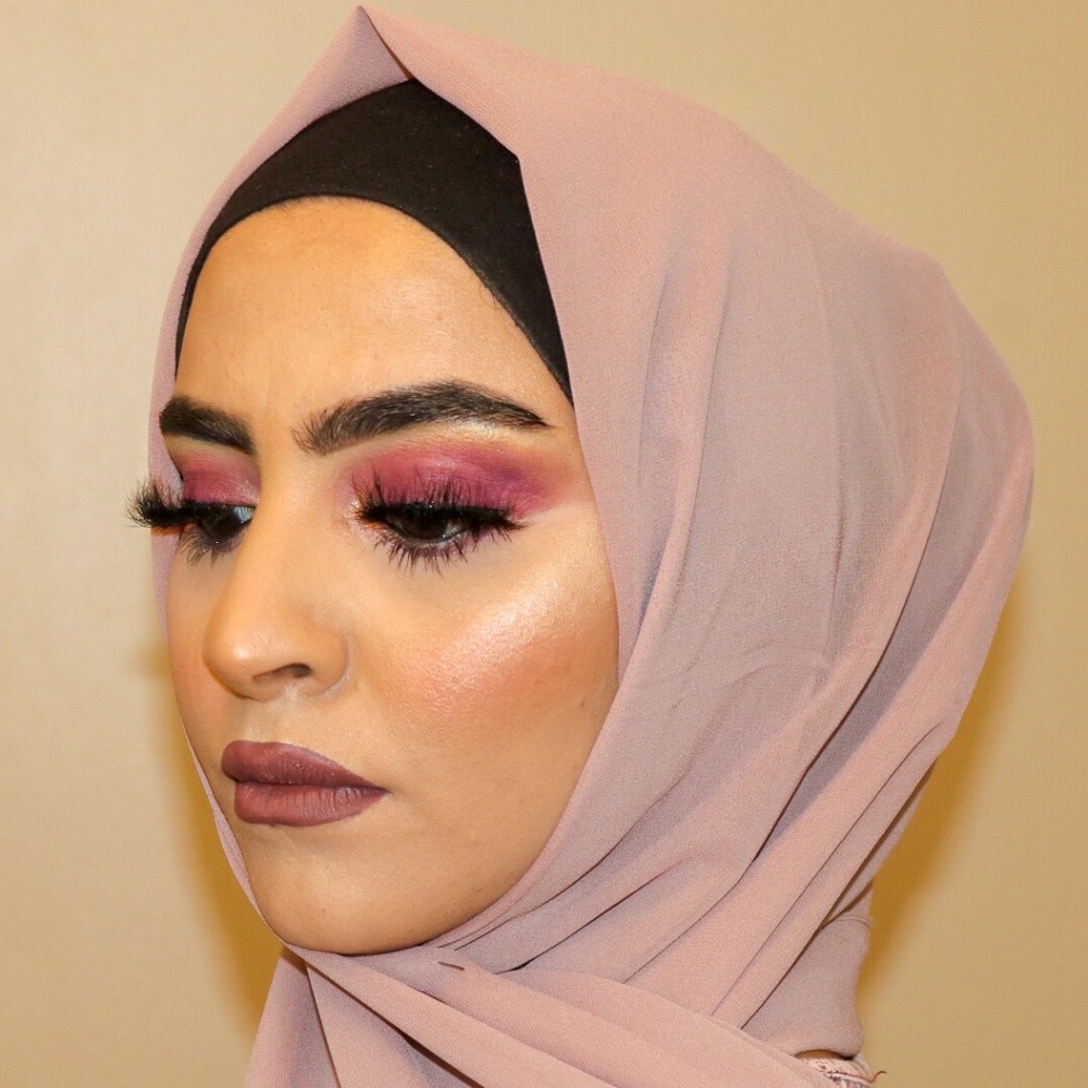 Meet your Posher, Zahra